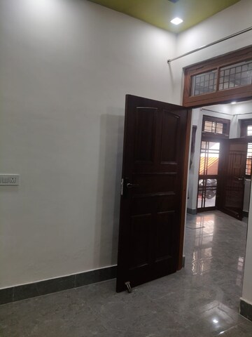 Room in 3 BHK Builder Floor at New Shivalik Nagar – for Rent