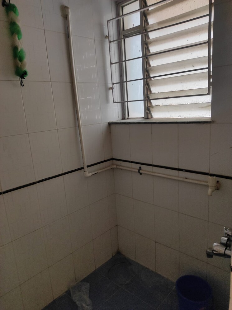Bathroom, dsk-saptasur 2 Bedroom 1100 Sq.Ft. Apartment In Dhayari Pune 7910485