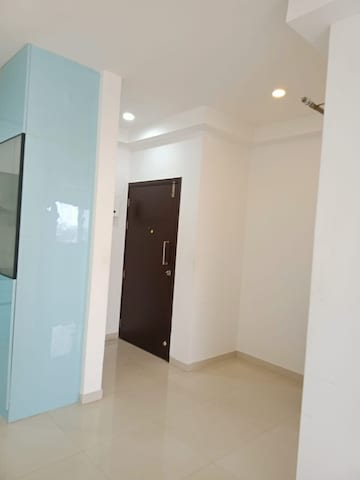 Room in 3 BHK Apartment at Rohan Upavan, Hennur – for Rent