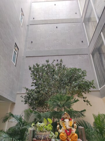 Balcony in 4 BHK Apartment at Sector 31 – for Rent