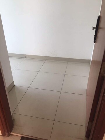 Furnished Amenities in 3 BHK Apartment at Amanora Neo Towers, Hadapsar – for Rent