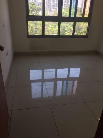 Bathroom in 3 BHK Apartment at Amanora Neo Towers, Hadapsar – for Rent