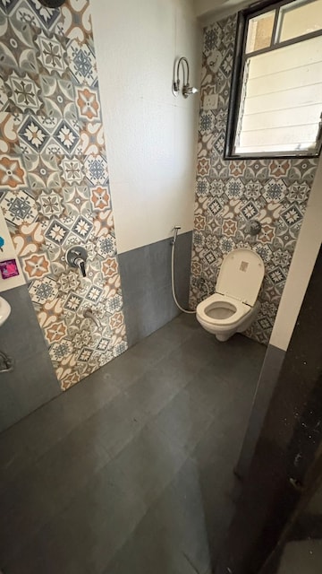 Attached Bathroom in 2 BHK Apartment at Aakar Residency, Kavesar – for Sale