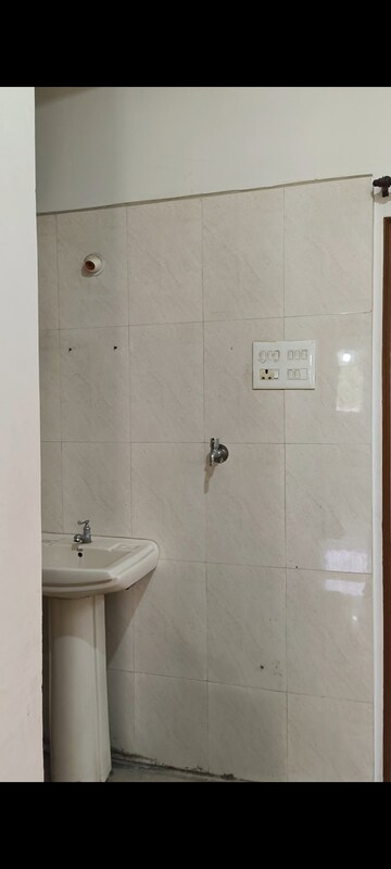 Bathroom in 2 BHK Independent House at Hudkeshwar rd – for Rent
