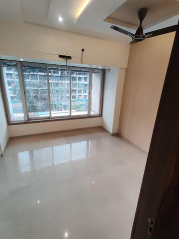 Room in 2.5 BHK Apartment at Neelsidhi Amarante, Kalamboli – for Sale