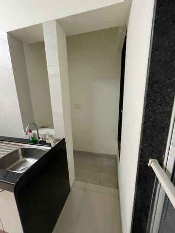 Master Bedroom in 2 BHK Apartment at Kurla West – for Rent