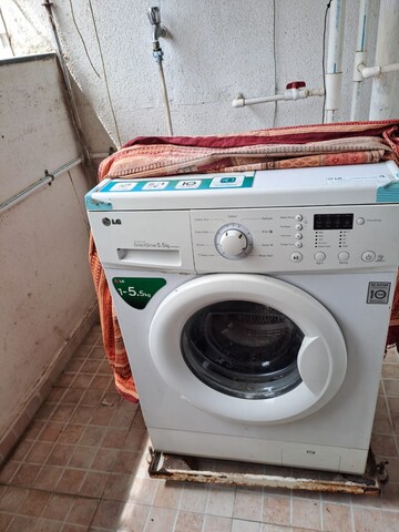 Furnished Amenities in 3 BHK Apartment at Nasik Road – for Rent