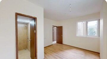 Room in 3 BHK Apartment at Old Madras Road – for Sale