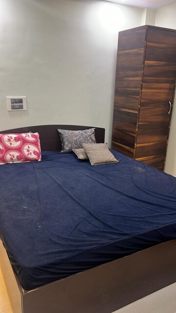 Bedroom in 1 BHK Apartment at Unnathi Woods Phase 1 And 2, Ghodbunder Road – for Rent