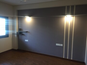 Room in 4 BHK Apartment at Malviya Nagar – for Rent