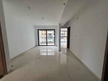 Building Lobby in 2 BHK Apartment at Dosti Greenscape, Hadapsar – for Sale