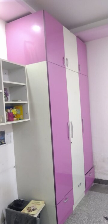 Furnished Amenities in 2.5 BHK Independent House at Bhondsi – for Rent