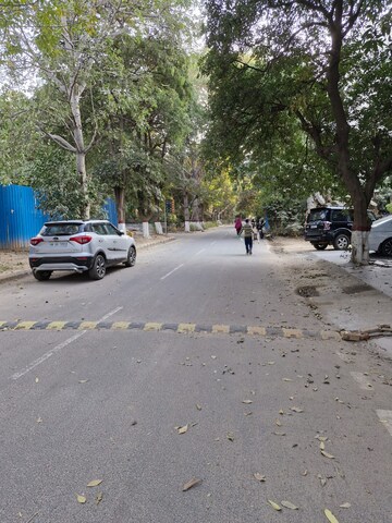 Parking in 2 BHK Apartment at Eros Wembley Estate, Sector 50 – for Rent