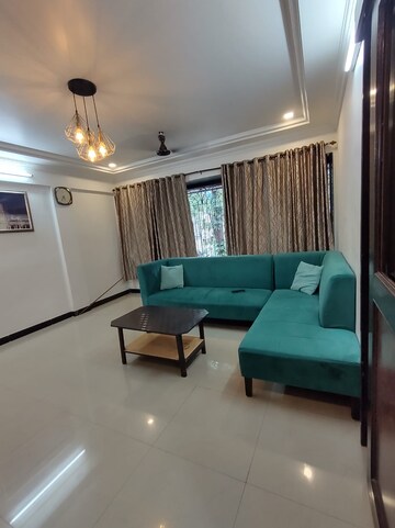 Master Bedroom in 2 BHK Apartment at Kurla West – for Rent
