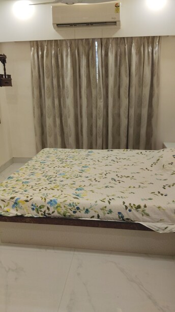 2 BHK Apartment For Resale in Vile Parle East Mumbai  7911500