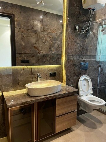 Bathroom in 3 BHK Builder Floor at Paras Manor, Gwal Pahari – for Sale