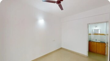 Room in 2 BHK Apartment at Shriram Smrithi, Sarjapur Attibele Road – for Sale