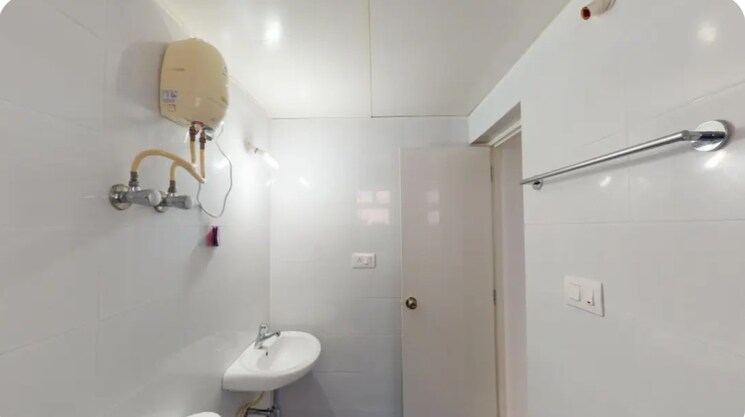 Bathroom, shriram-smrithi 2 Bedroom 1035 Sq.Ft. Apartment In Sarjapur Attibele Road Bangalore 7911654