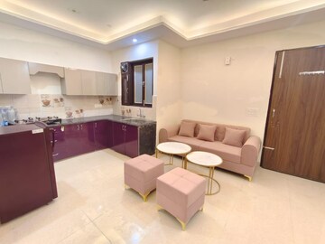 Living Room in 1 BHK Apartment at Sector 53 – for Rent