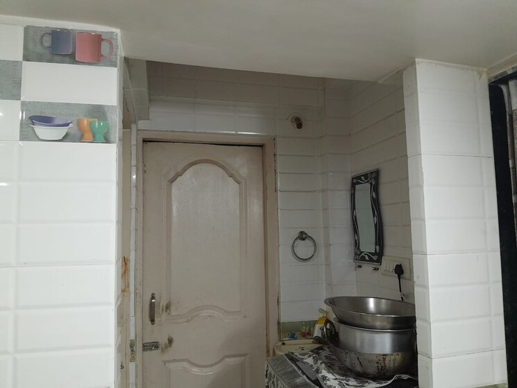 Bathroom, mahada-building 1 Bedroom 425 Sq.Ft. Apartment In Malad West Mumbai 7911623