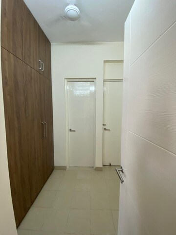 Bathroom in 3 BHK Apartment at Emaar Emerald Estate, Sector 65 – for Rent