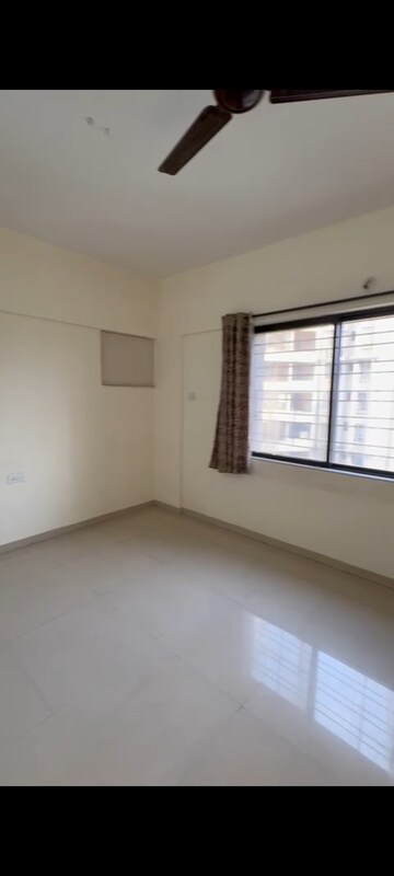 Master Bedroom in 2 BHK Apartment at Kumar Kruti, Kalyani Nagar – for Rent