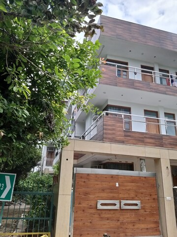 1 RK Independent House – Exterior View View at Tulip Mall, Sector 46 - for Rent