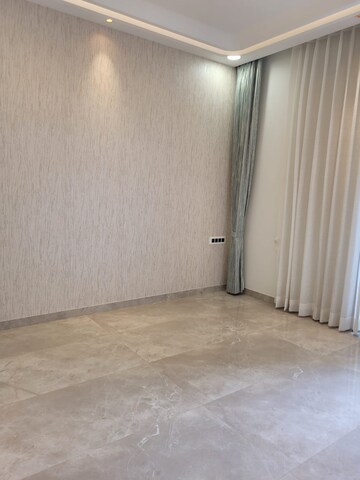 Room in 2 BHK Apartment at Buildwick Golden Valley, Mundhwa – for Sale