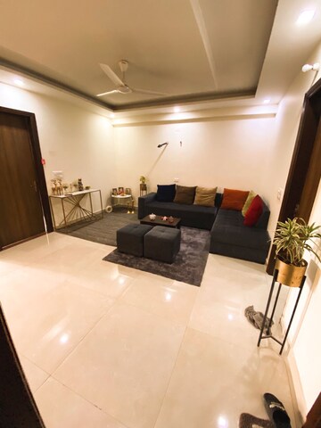 Living Room in 3 BHK Builder Floor at Ansal Sushant Lok I, Sector 43 – for Rent