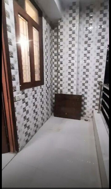 Bedroom in 2 BHK Builder Floor at Mehrauli – for Rent