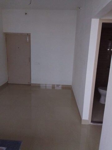  1 BHK Apartment at Ambuja Neotia Utalika The Condoville, Mukundapur – for Sale