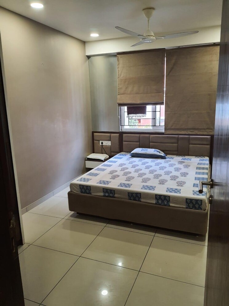 Bedroom, arvind-infra-citadel 3 Bedroom 1500 Sq.Ft. Apartment In C G Road Ahmedabad 7912171