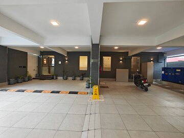 Parking in 1 BHK Apartment at Jp Nagar – for Rent