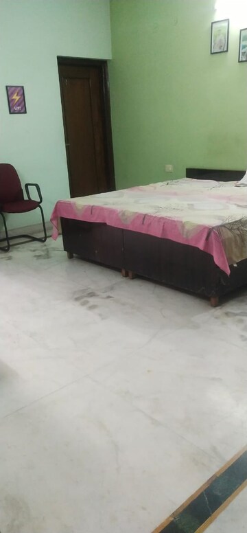 Bedroom in 2.5 BHK Independent House at RWA Apartments, Sector 31 – for Rent
