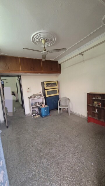 Bedroom in 2 BHK Builder Floor at Dilshad Colony – for Sale