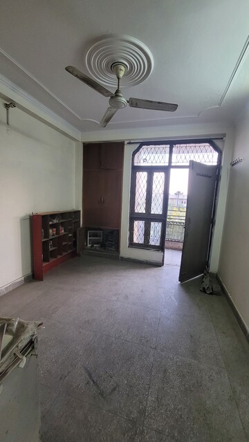 Bedroom in 2 BHK Builder Floor at Dilshad Colony – for Sale