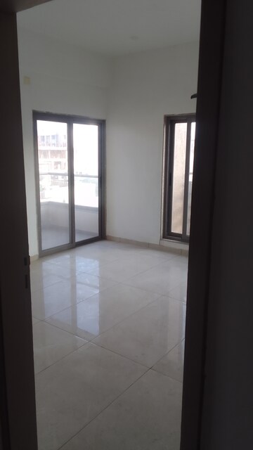 Room in 3 BHK Apartment at Navarangpura – for Sale