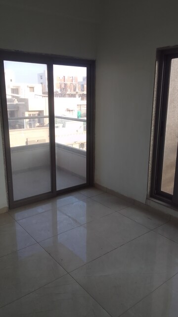 Room in 3 BHK Apartment at Navarangpura – for Sale