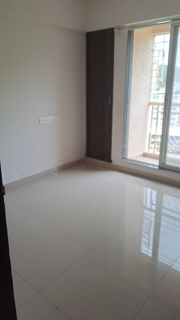 Furnished Amenities in 2 BHK Apartment at KIPL Morya, Kasarvadavali – for Sale