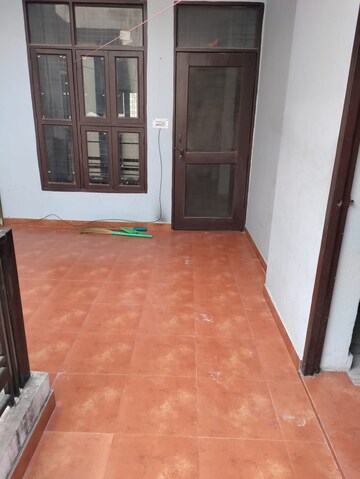 Master Bedroom in 2 BHK Builder Floor at Sector 47 – for Rent