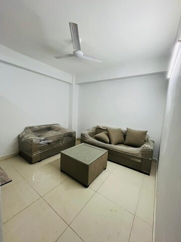 Living Room in 2 BHK Builder Floor at Sector 31 – for Rent