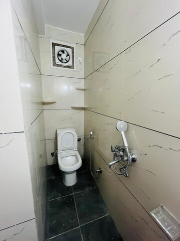 Bathroom in 2 BHK Builder Floor at Sector 31 – for Rent