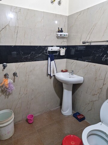 Master Bedroom in 4 BHK Villa at Sector 48 – for Sale