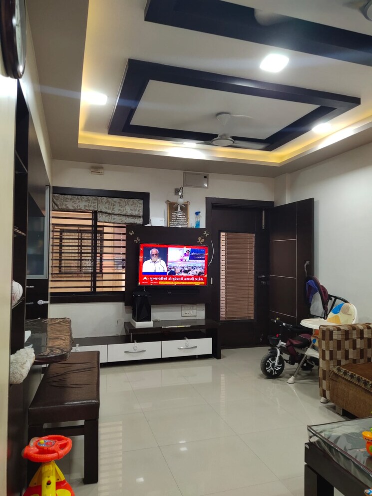 Living Room, science city 2 Bedroom 132 Sq.Yd. Apartment In Science City Ahmedabad 7912602