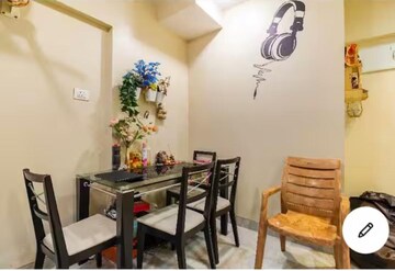 Room in 1 BHK Apartment at Platinum Casa Millennia, Andheri West – for Rent