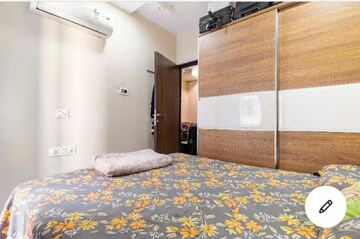 Room in 1 BHK Apartment at Platinum Casa Millennia, Andheri West – for Rent