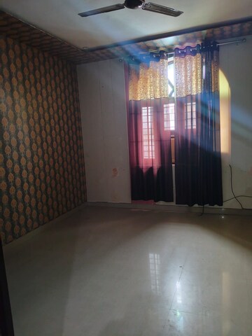 Living Room in 2 BHK Builder Floor at Sector 21c – for Rent