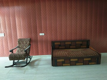 Bedroom in 2 BHK Builder Floor at Sector 21c – for Rent