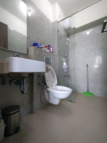 Master Bedroom in 2 BHK Apartment at L & T Seawoods Residences Phase 1 Part A, Seawoods – for Rent