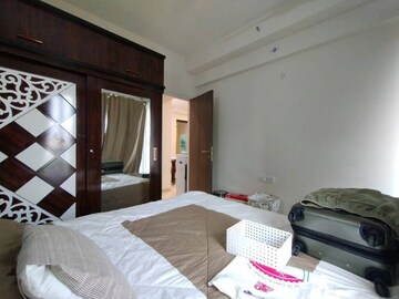 Bedroom in 2 BHK Apartment at L & T Seawoods Residences Phase 1 Part A, Seawoods – for Rent